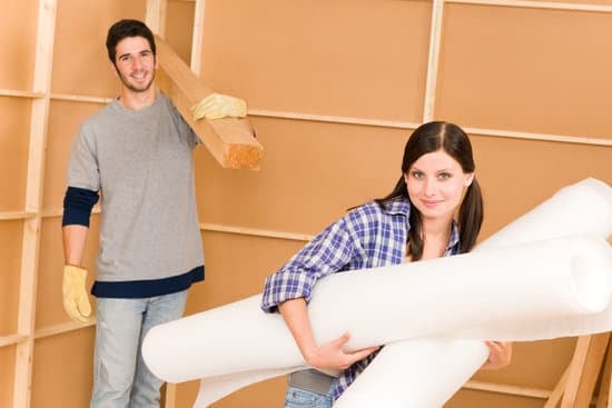 Alt text suggestion: A character named Karen is introduced on the TV show Home Improvement