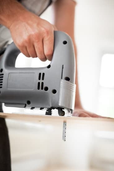 Step-by-step guide: How do home improvement projects to enhance your living space