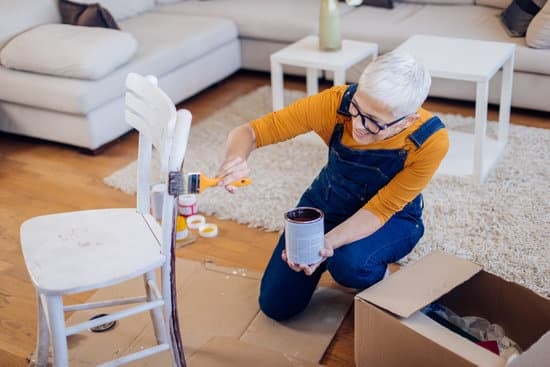 A step-by-step guide on obtaining a home improvement loan with equity in simple terms