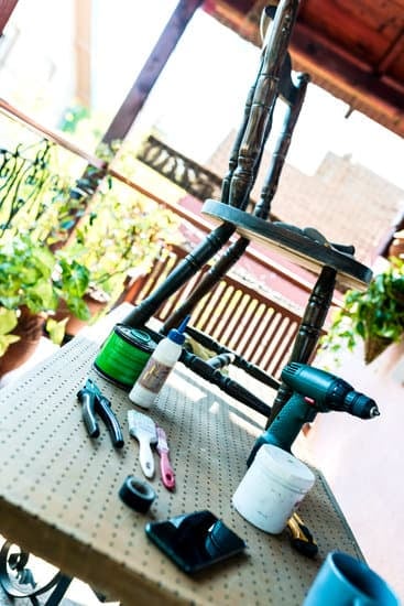 Vista Home Improvement expertly replaces vanities and toilets - enhancing your bathroom's functionality and aesthetics