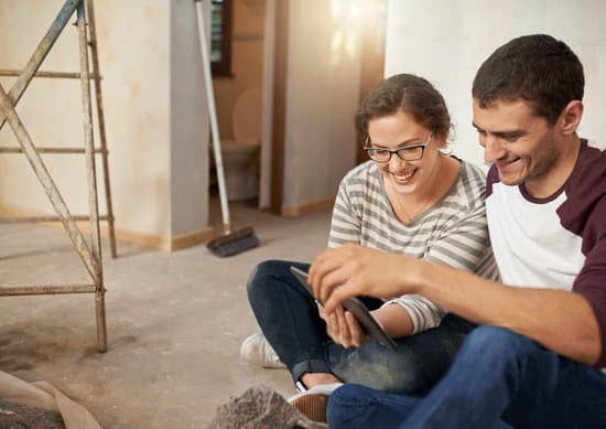 Despite downturn, home improvement stores weather recession well, providing essential supplies and renovation tools