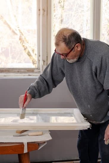 How to Improve Stamina Naturally at Home: Cardio, strength training, and proper hydration