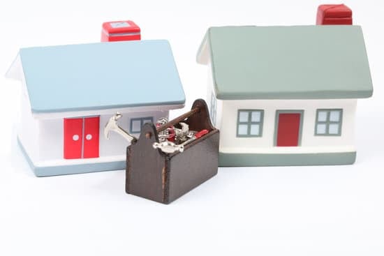 Engaging activities to improve social skills in nursing home with residents - a guide for caregivers