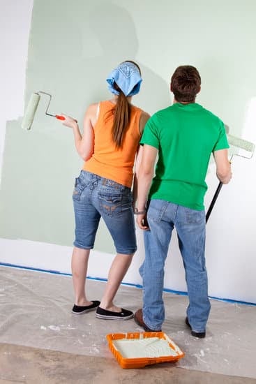 Learn DIY skills at Lowes' Home Improvement Classes