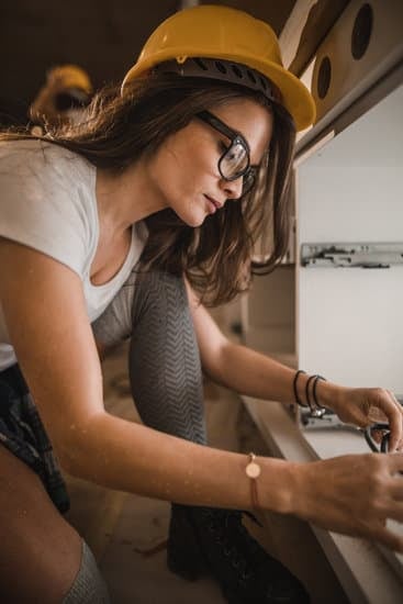 Utah home improvement sales requirements: Permits, licenses, and contracts