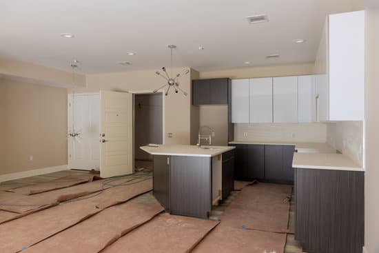 What is necessary for a home improvement contract in FL: legal requirements, contractor details, project scope