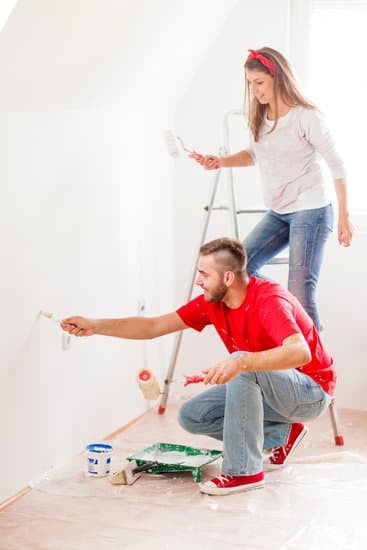 WHO PLAYS WILSON IN HOME IMPROVEMENT: Earl Hindman as the Mysterious Neighbor Behind the Fence