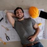 Wilson's face obscured by fence, curious neighbors on Home Improvement