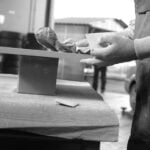 How to Improve Eyesight Naturally at Home in Urdu: Effective Methods and Exercises