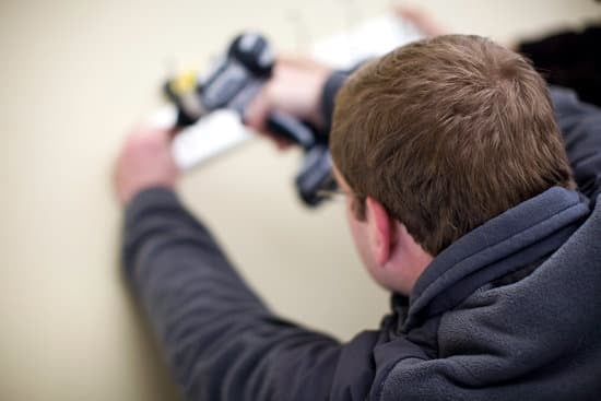 Current store hours and operations for Lowe's Home Improvement - IS LOWE'S HOME IMPROVEMENT STORE OPEN