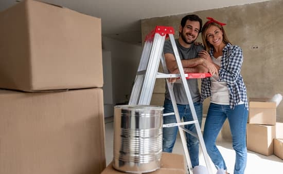 Learn HOW TO GET MONEY FOR HOME REPAIRS AND IMPROVEMENTS with our helpful guide