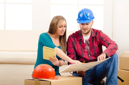 Implement efficient scheduling and streamline customer communication