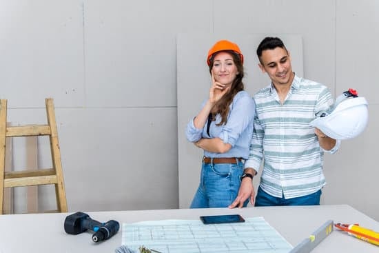 Step-by-step guide on how to improve home envelope for energy efficiency and weatherproofing