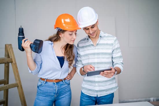 DIY tips for how to improve acne scars at home with natural remedies and skincare routine