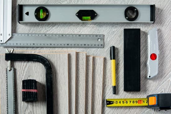 The Tool Time Girl on Home Improvement was portrayed by Pamela Anderson