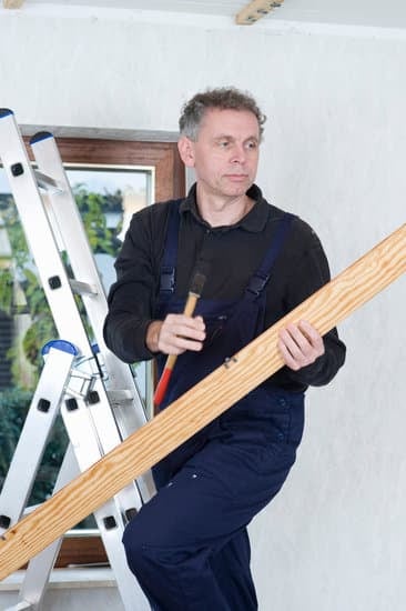 Memorable home transformations featuring Niecy Nash in 'Clean House,' known for humor and positivity